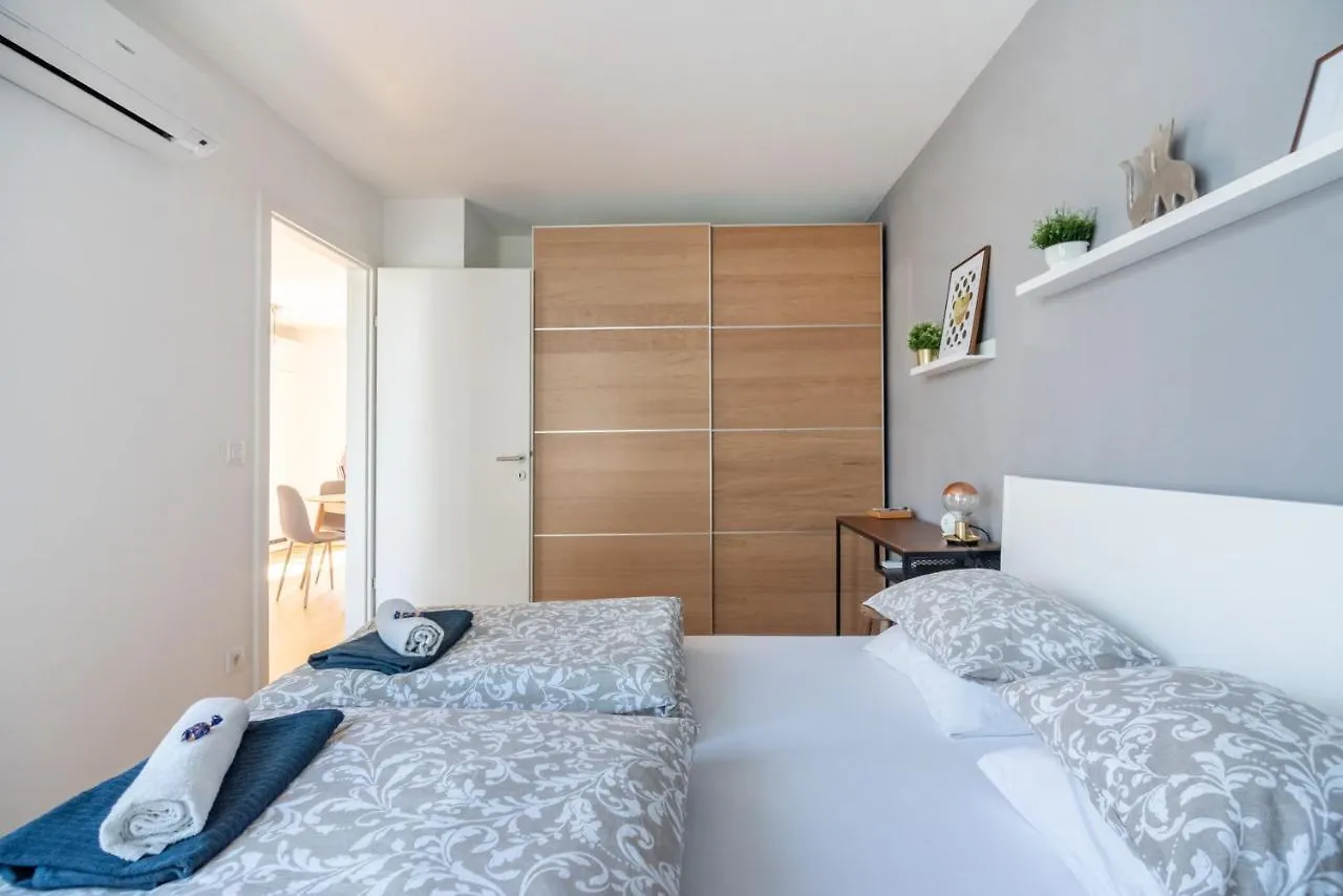 Vic & Uno City Charming Apart Plus Garage Vienna Apartment