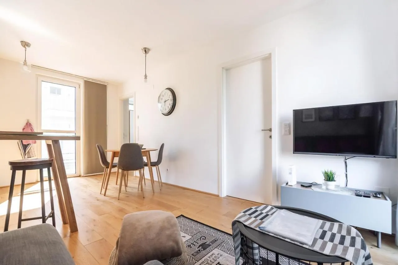 Apartment Vic & Uno City Charming Apart Plus Garage Vienna Austria